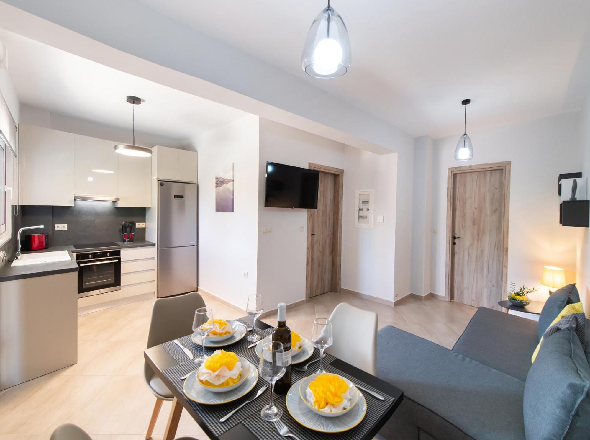 Ruellia Luxury Apartments Kalligoni ภายนอก รูปภาพ