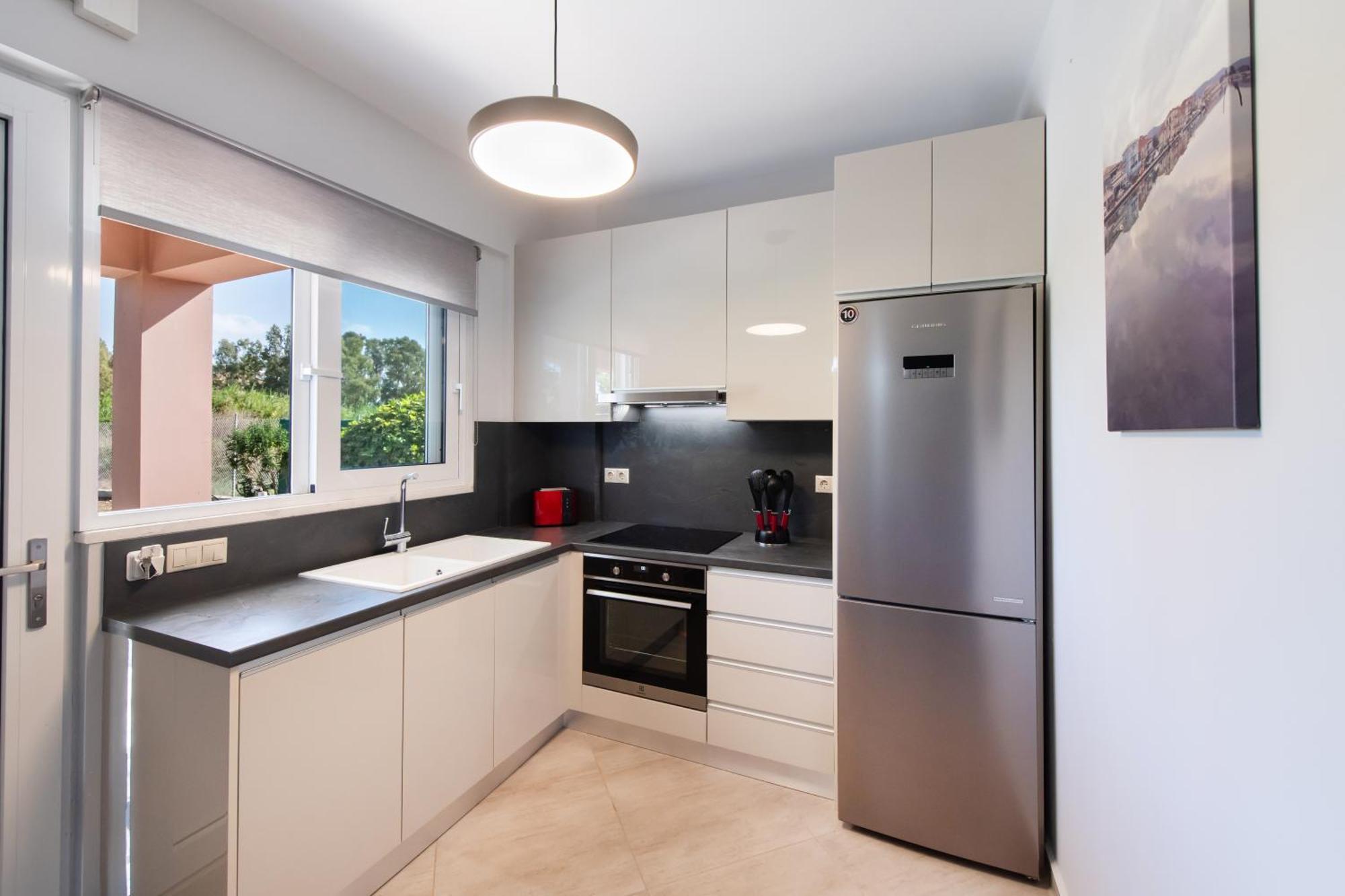 Ruellia Luxury Apartments Kalligoni ภายนอก รูปภาพ